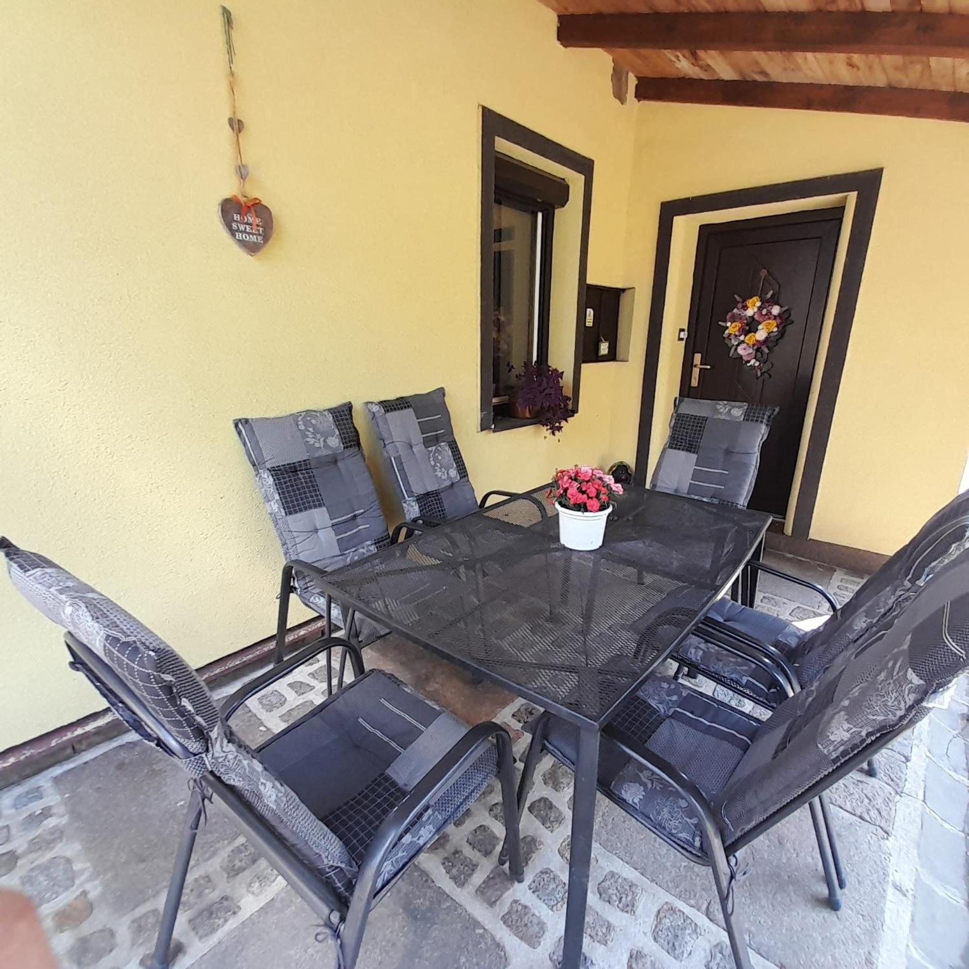 Na Kopci 84 Appartement Stare Krecany Buitenkant foto
